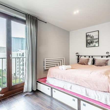 Spacious Studio Ac View Pokorna 2 Parking Varsovia Exterior foto