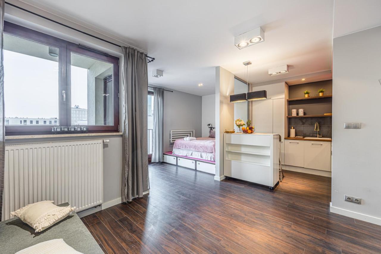 Spacious Studio Ac View Pokorna 2 Parking Varsovia Exterior foto