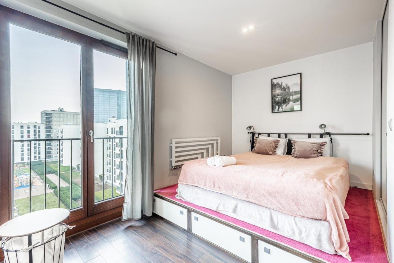 Spacious Studio Ac View Pokorna 2 Parking Varsovia Exterior foto